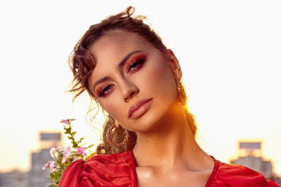 MILICA PAVLOVIĆ BIĆE PRATILJA NA MATURI BANJALUČANINU! Pjevačica odlučila da se oduži za sjajnu žurku