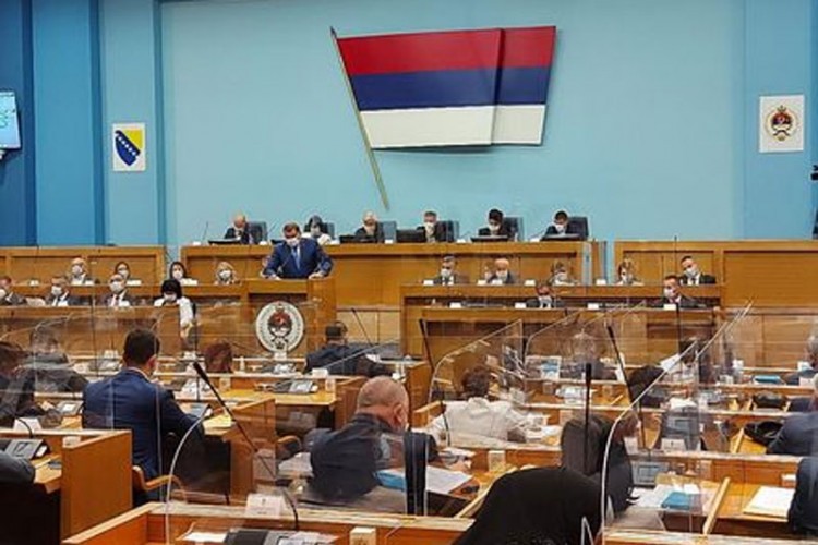 VLADAJUĆA KOALICIJA: Sve prenesene nadležnosti na nivo BiH biće vraćene REPUBLICI SRPSKOJ!