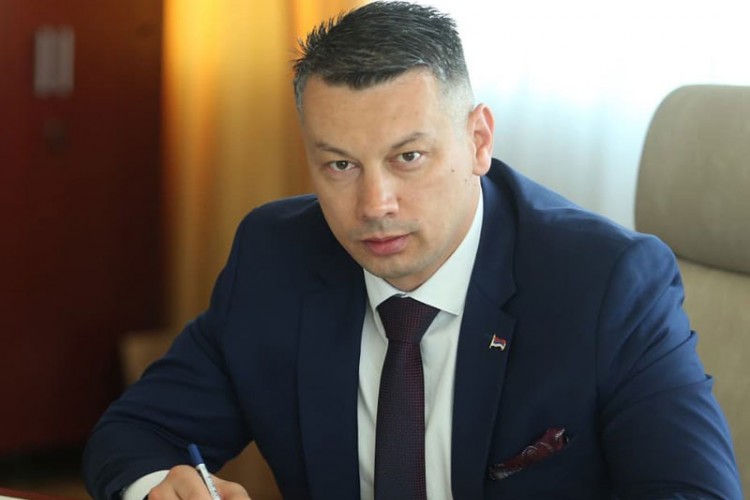 NEŠIĆ POZVAO LIDERE opozicionih stranaka na sastanak