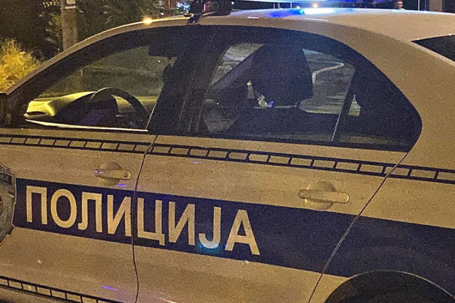 DUPLI POKUŠAJ SAMOUBISTVA U BEOGRADU: Isjekao vene, pa skočio sa trećeg sprata
