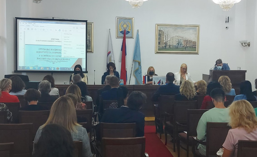 PROMOVISAN PRIRUČNIK ZA NASTAVNIKE o očuvanju nacionalnog identiteta