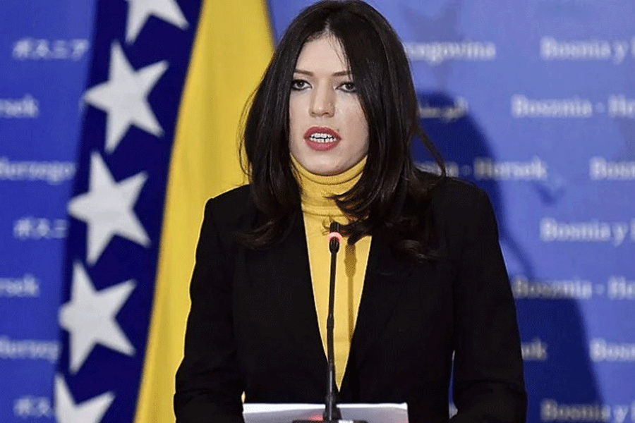 POSTAVILA MU TRI PITANJA! Vulić: Zvizdić je posljednja OSOBA KOJA NEKOM može držati lekcije