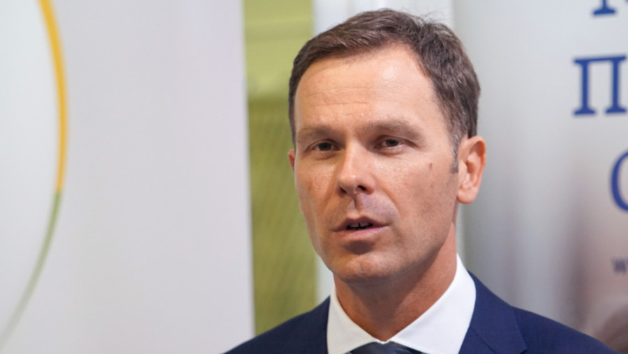 MALI: Podrška Vučiću, sramno vrijeđanje majke predsjednika