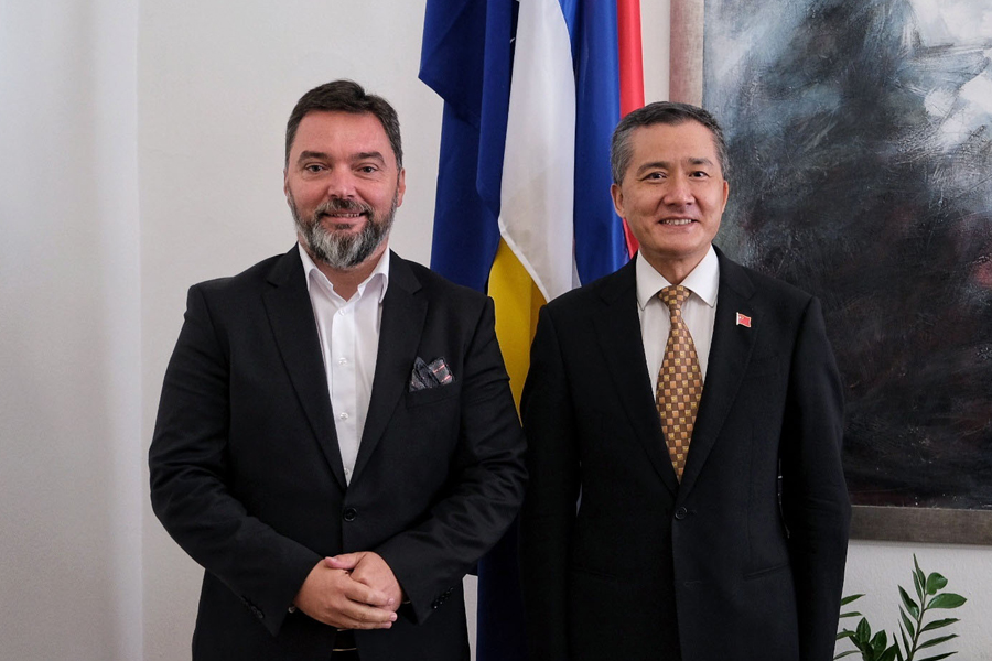 KOŠARAC SA AMBASADOROM KINE U BIH Razgovarali o unapređenju ekonomske saradnje dvije zemlje