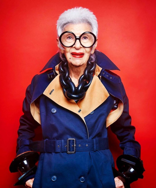 MODNA IKONA KOJA NE MARI ZA GODINE: Iris Apfel
