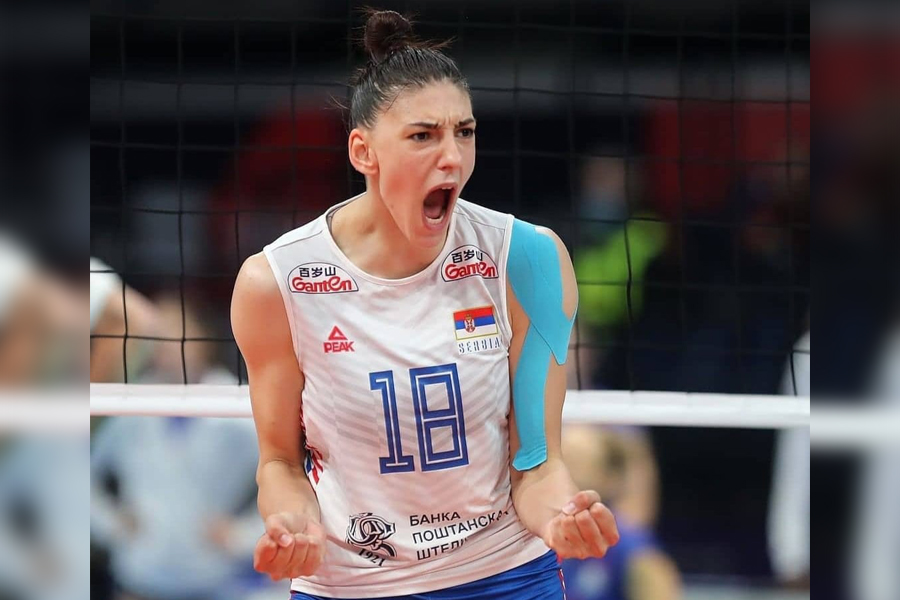 "HVALA TI ZA PONOS I SREĆU" Rodni grad se poklonio Tijani Bošković (FOTO)
