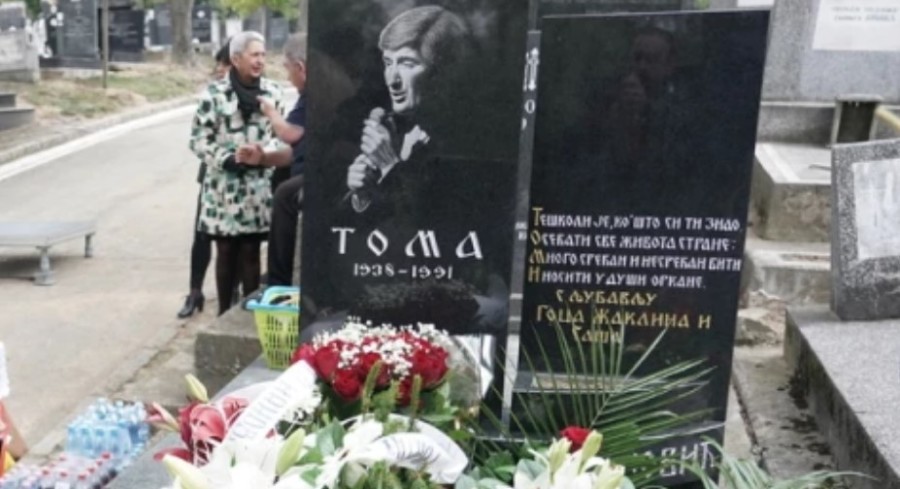 STIGLA U BEOGRAD! Tomina ćerka Žaklina prvi put na očevom grobu poslije mnogo godina
