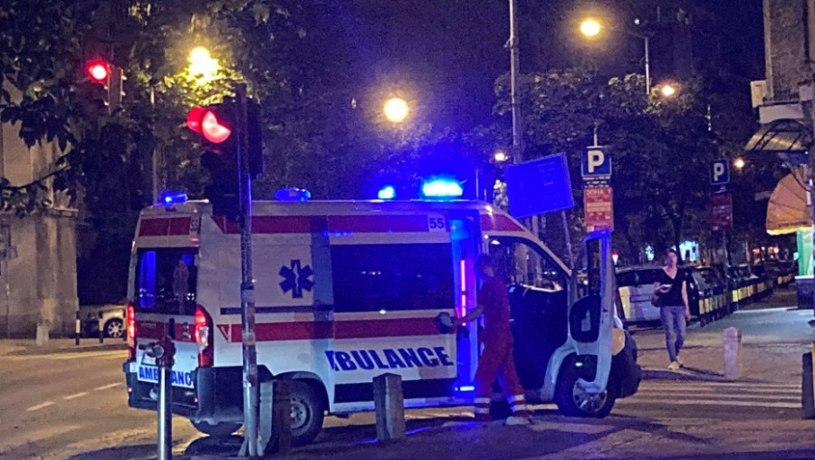 SAMOUBISTVO U BEOGRADU Žena skočila sa petog sprata