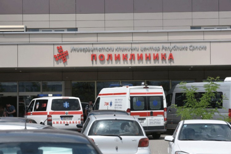 UKC RS O KISEONIKU: Uzorak u boci je zapečaćen i na putu je prema ovlaštenom laboratoriju