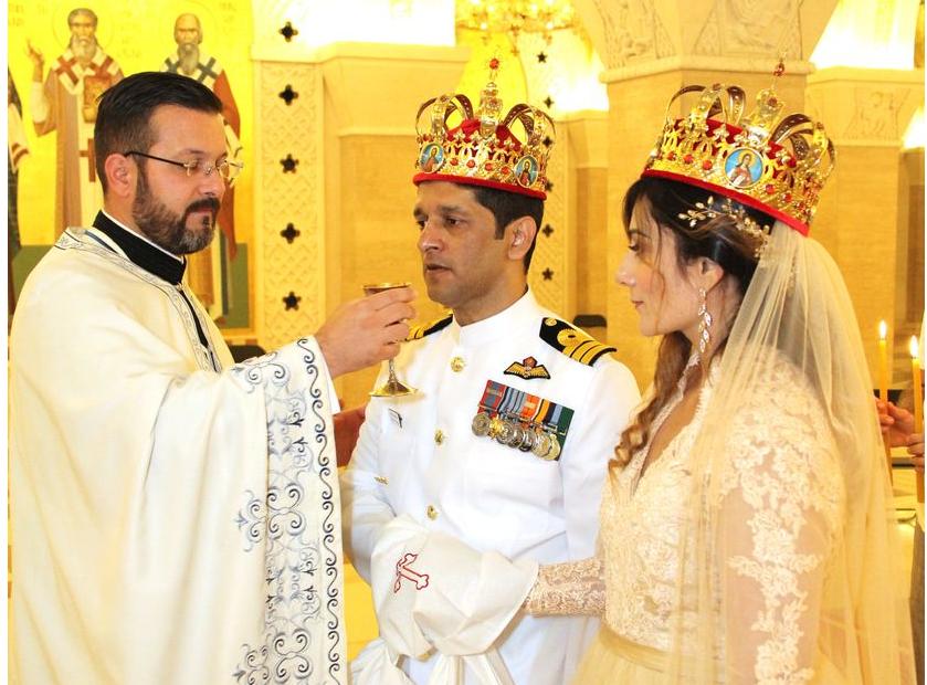 VJENČANJE KAKVO SRBIJA NE PAMTI: Indijac i Amerikanka došli iz dalekih zavičaja i odlučili da krunišu svoju ljubav u Hramu Svetog Save u Beogradu
