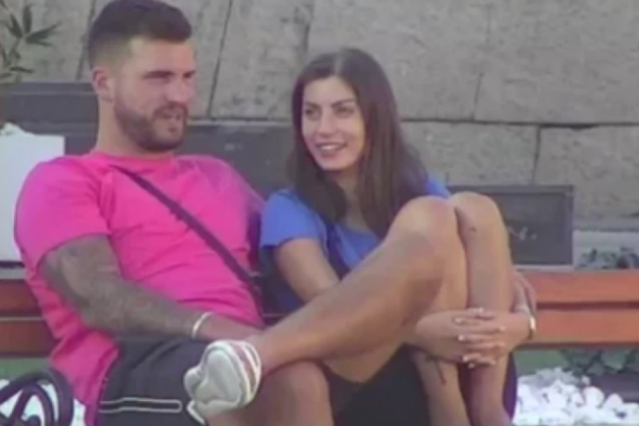 SKANDAL U ZADRUZI Fudbaler pričao da ga je zadrugarka odvukla u toalet gde ga je zadovoljila, obezbjeđenje ih izbacilo!