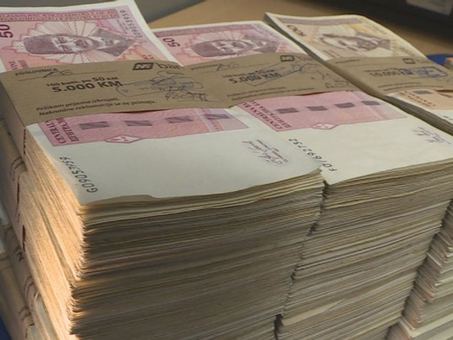 NAJVEĆIH 10 DUŽNIKA POREZA U SRPSKOJ Duguju gotovo 323 miliona maraka