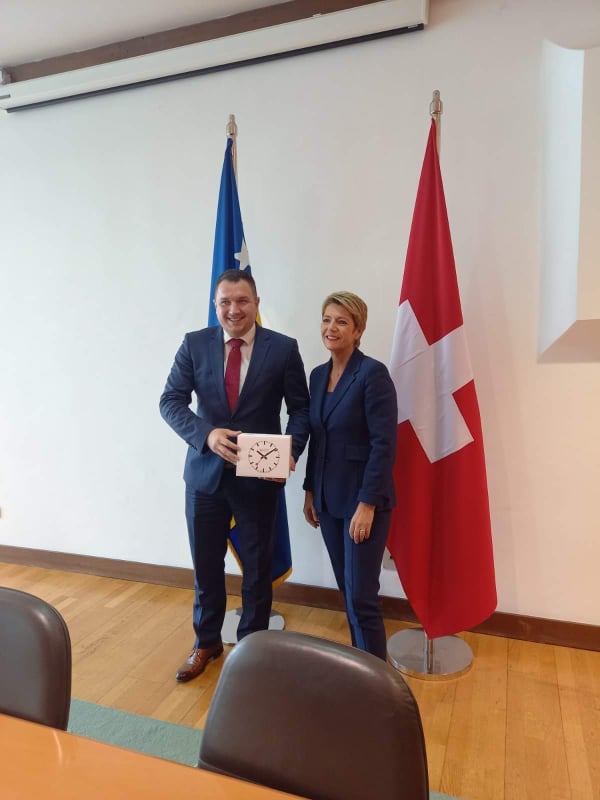 ZUTER: ŠVAJCARSKA ĆE NASTAVITI FINANSIJSKI pomagati BiH u ublažavanju migrantske krize! (FOTO)