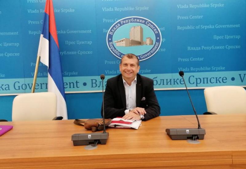 NAZVAO SRBE GO*NIMA zbog neslaganja sa nazivom prelaza “Svilaj”