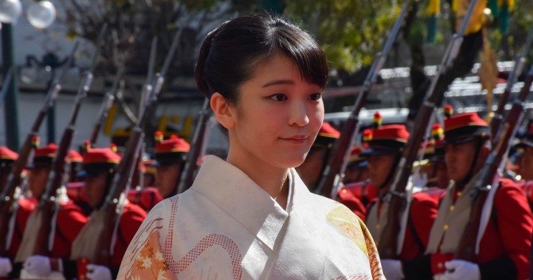 KO JE TIP zbog kojeg je japanska PRINCEZA DVORAC ZAMIJENILA JEDNOSOBNIM STANOM?