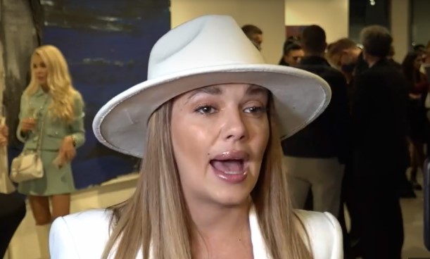 KIJA PREKINULA INTERVJU ZBOG LUNE Novinari je pitali da prokomentariše izjavu Đoganijeve, ona poludjela! (VIDEO)