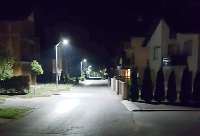 ŽIVOTNU USTEĐEVINU OSTAVIO SELU U AMANET! Mještani mu kose oko kuće i GODINU DANA NAKON SMRTI