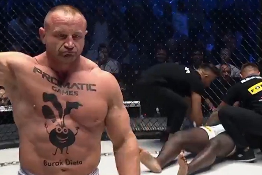 PETOSTRUKI NAJJAČI ČOVJEK SVIJETA nokautirao neporaženog MMA protivnika u samo 18 sekundi! (VIDEO)