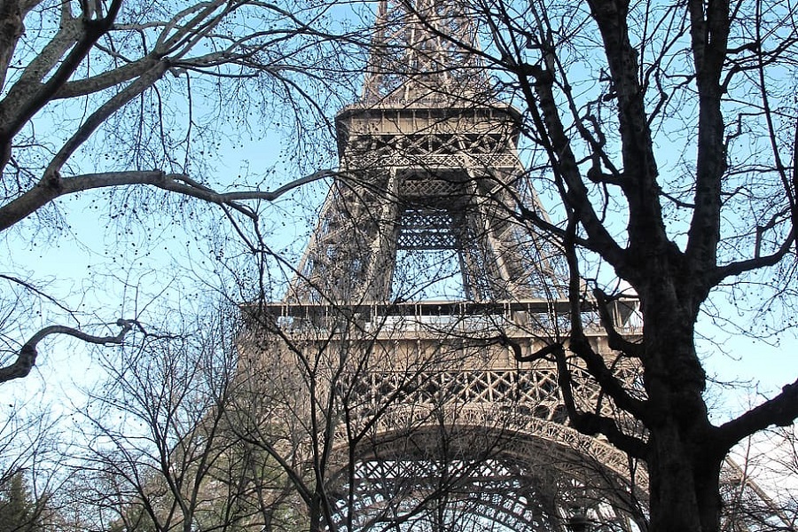 PARIZ OTKAZUJE NOVOGODIŠNJI vatromet!