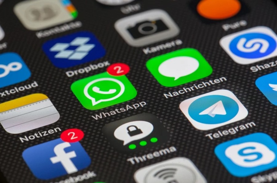 EU ĆE PREOBLIKOVATI INTERNET Stižu promjene za Gugl, Fejsbuk i druge gigante