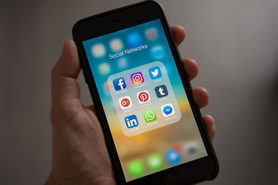 NAJBRUTALNIJA ŠALA Klub iz velike eks-Ju četvorke udario po Fejsbuku i Instagramu (VIDEO)