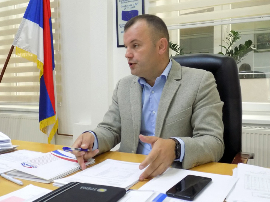 PRODAVALI DONIRANU MEHANIZACIJU Srebrenica pokreće sudski postupak protiv više od 20 lica