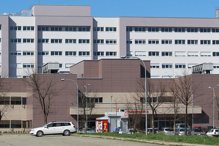 NESTALE MASKE IZ MAGACINA APOTEKE UKC RS: Đajić naredio vanredni popis