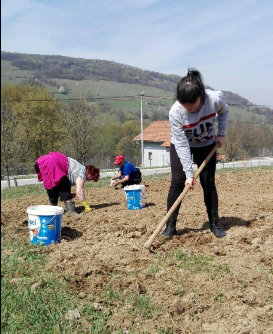 ŽENAMA PRIJETI EKSTREMNO SIROMAŠTVO! 15. oktobar, Svjetski dan žena na selu
