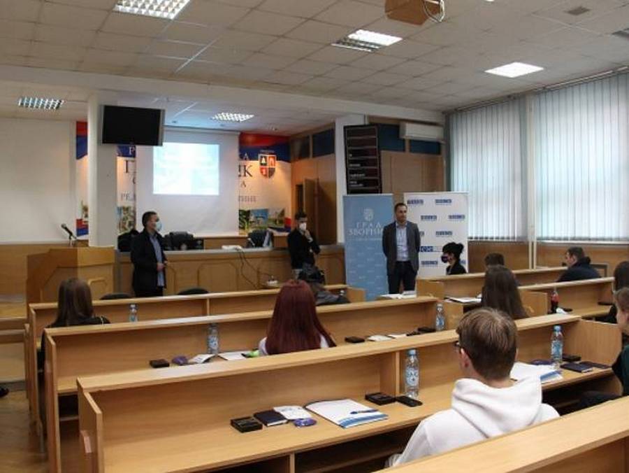 ZVORNIK: Održana radionica o građanskom aktivizmu