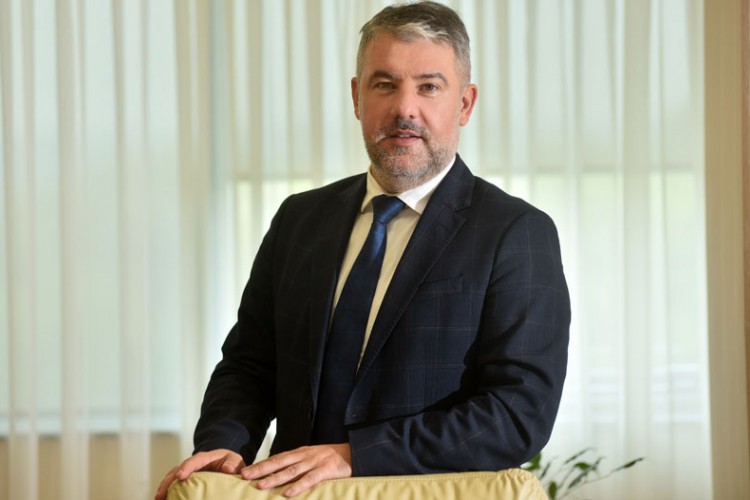 ŠERANIĆ: Zolak ne nudi nikakva rješenja, ni mailove nije dobro pročitao!