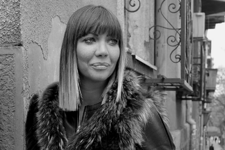 TUGA NA NOVOM GROBLJU Sahranjena Ana Bulatović, majka i brat neutješni
