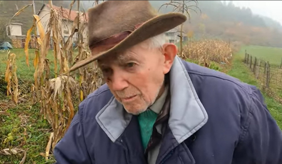 PRAVA LJUBAV U VITEZU Stogodišnjak Anto njeguje PETNAEST GODINA MLAĐU ANKU (VIDEO)