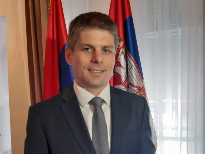 ARNO GUJON POZVAO SRBE IZ FEDERACIJE Zaštitite ono što je vaše, imamo pravne mogućnosti