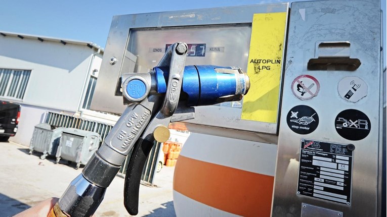 U HRVATSKOJ NOVA POSKUPLJENJA: Za autoplin izdvajaćete OVOLIKO NOVCA