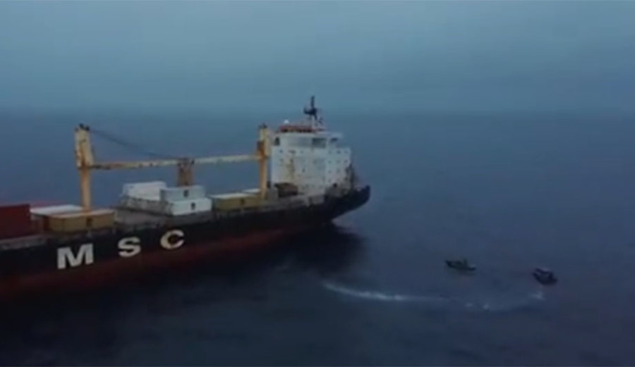 POGLEDAJTE KAKO SU RUSI spriječili pirate da otmu brod! (VIDEO)