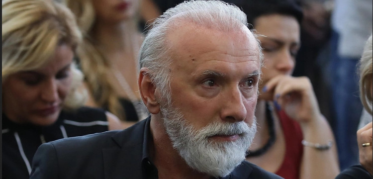 SA SUZAMA U OČIMA! Dino Merlin otvorio dušu i prvi put progovorio o teškoj bolesti koja mu je napravila pakao od života i karijere!