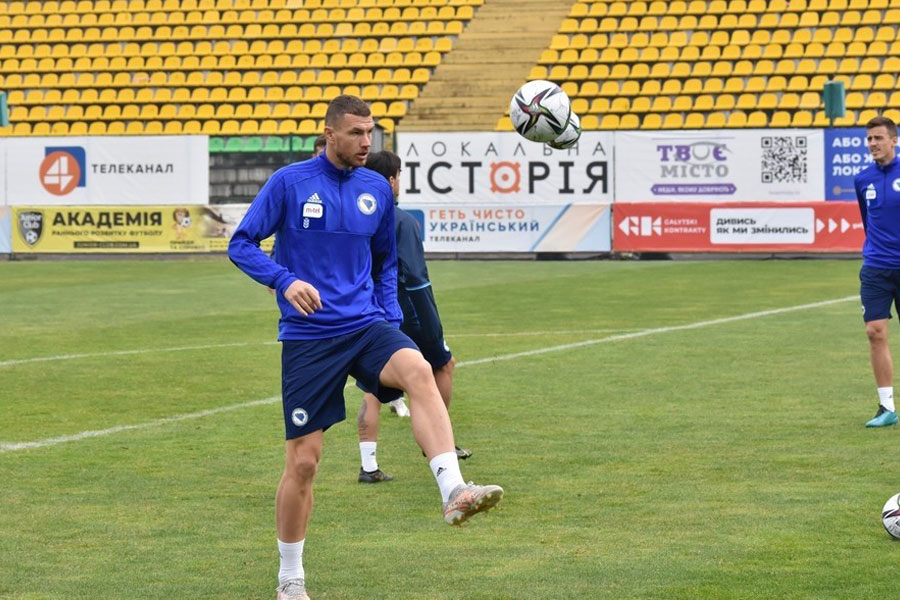 PETEV I DŽEKO SLOŽNI PRED MEČ SA UKRAJINOM: Zajedništvo glavni adut
