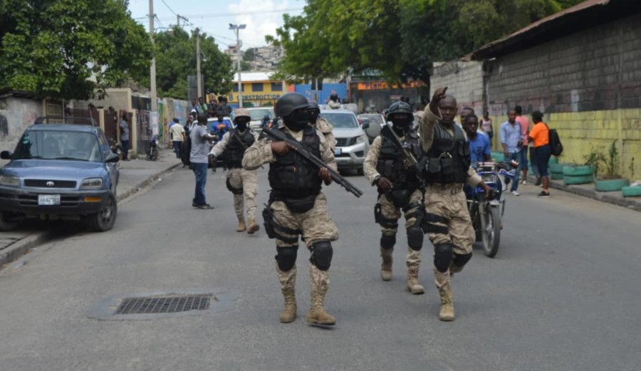 "TO JE JEDNA OD OPCIJA" Amerika razmatra slanje marinaca na Haiti, nasilje bandi guta zemlju