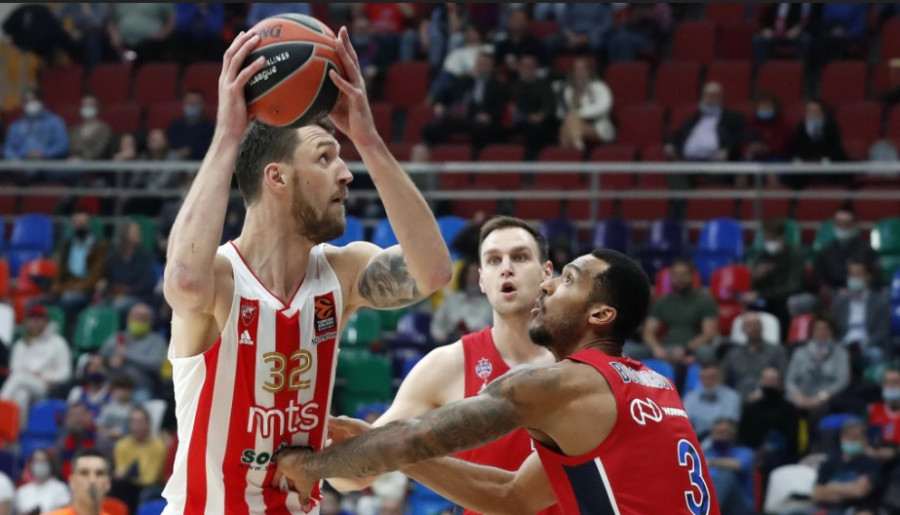 HRABRA ZVEZDA POKLEKLA U ZAVRŠNICI! CSKA upisao pobjedu na domaćem terenu u pravom košarkaškom ratu!