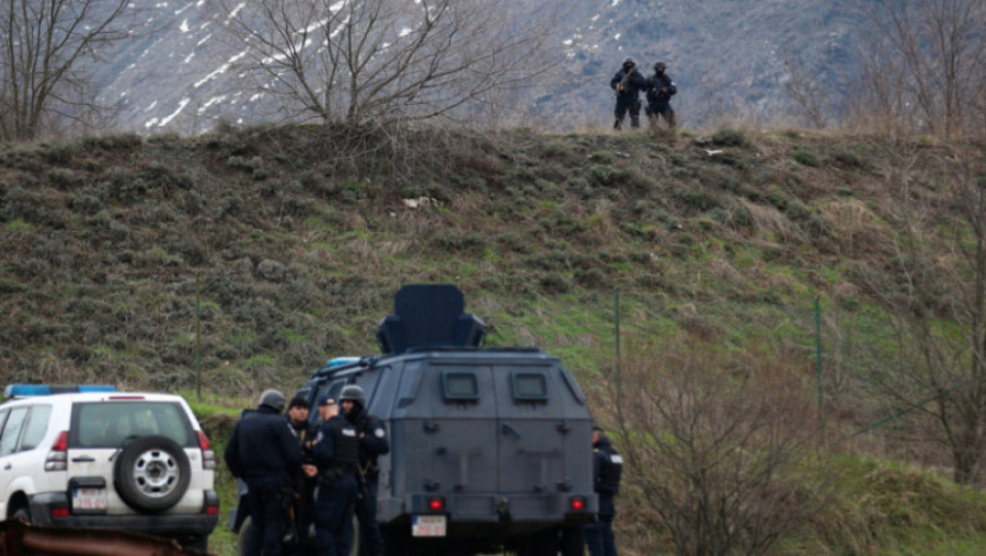 AMBASADE OTKRILE POZADINU NAPADA NA SRBE Kfor riješio da se skloni sa strane i da pusti Prištinu da radi šta hoće!
