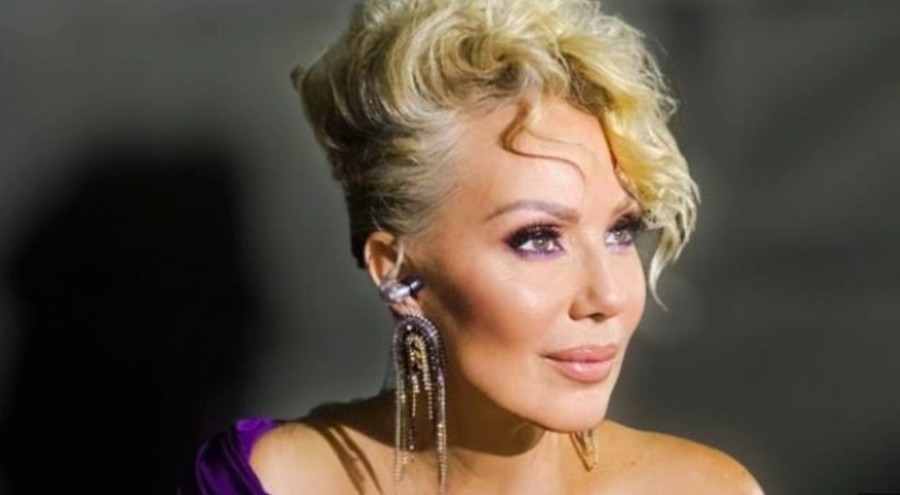 Lepa Brena otkrila šta tokom zime stavlja na lice: Zbog ovog rituala izgleda 10 godina mlađe
