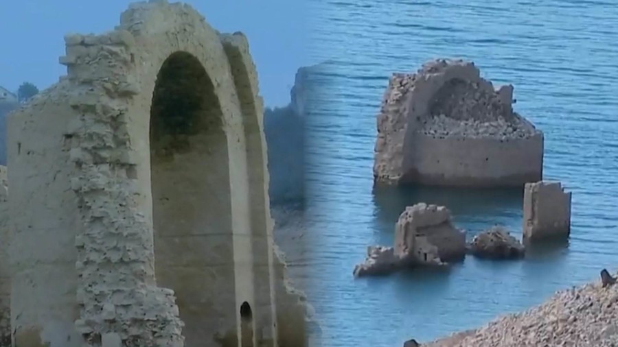 POHRLILI KA VASKRSLOM MANASTIRU: Stotine ljudi obišlo svetinju