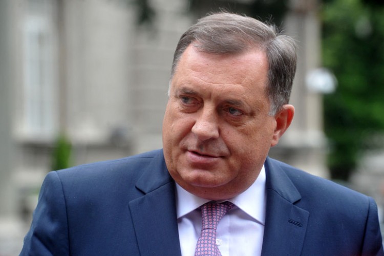 DODIK OPTUŽIO LIDERA SDS-a: Šarovića čuvao profesionalni ubica!