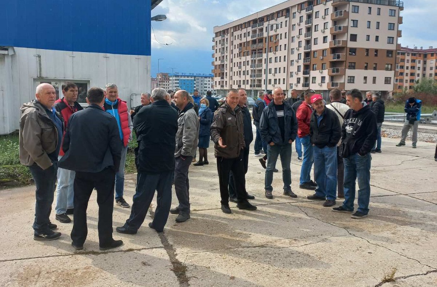 VLAST SRPSKE ODBILA da primi radnike “Mofasa”