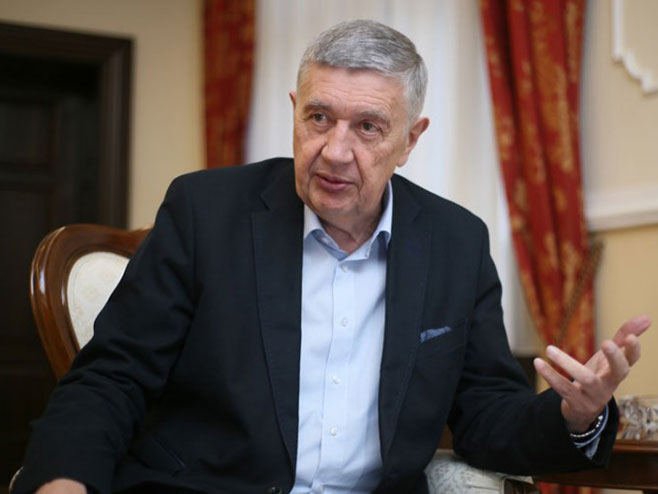 "SADRŽAJ PISMA IZETBЕGOVIĆA I ZVIZDIĆA LAŽAN" Radmanović: Pisali u ime jednog i drugog doma PS, kojima upravljaju kolegijumi od po tri čovjeka
