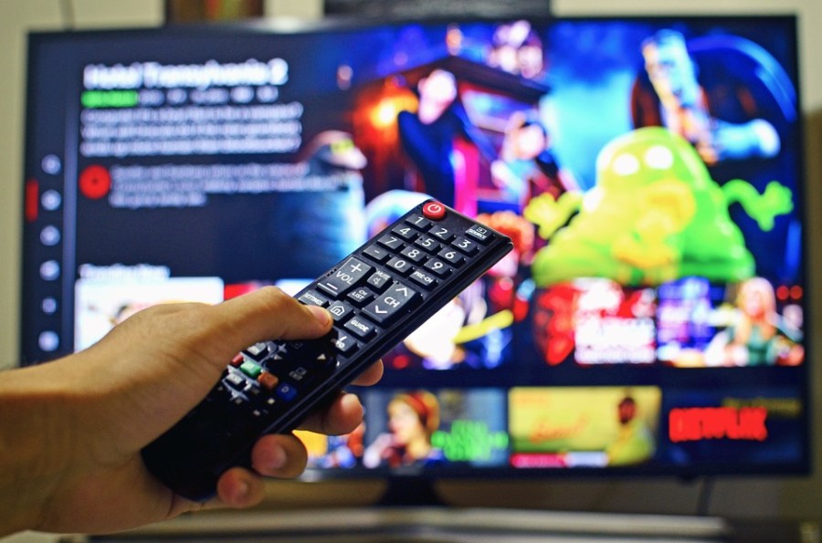 DRASTIČAN PAD AKCIJA NETFLIXA! Šta to najviše nervira korisnike i zbog čega NAPUŠTAJU platformu!?