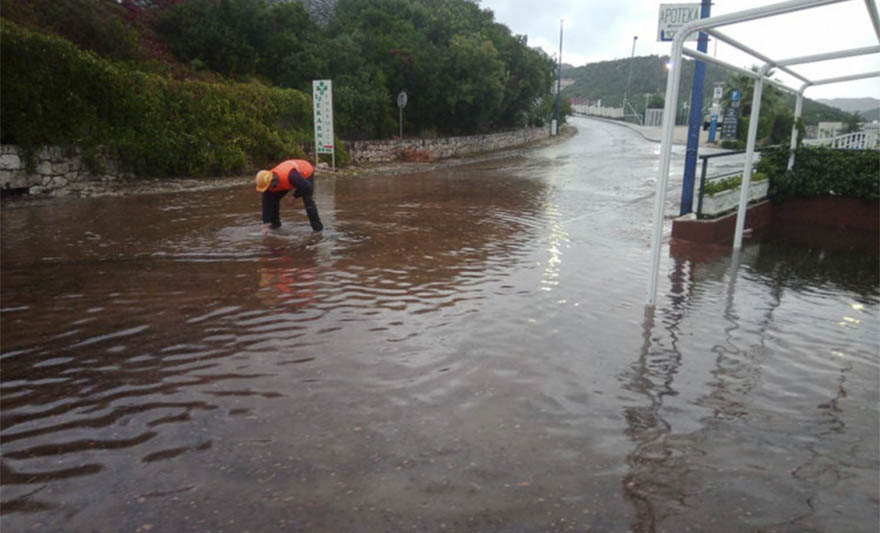 BUJIČNE POPLAVE donijele nevolje stanovnicima Neuma