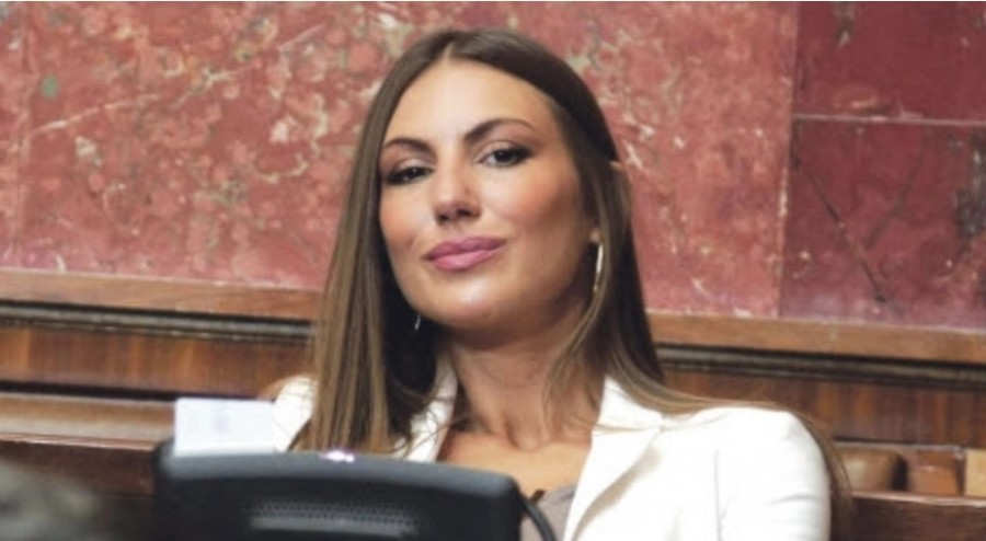 MAJKA ZVALA HITNU, INTERVENISALA I POLICIJA! Isplivali detalji nervnog rastrojstva i haosa bivše modelsice!