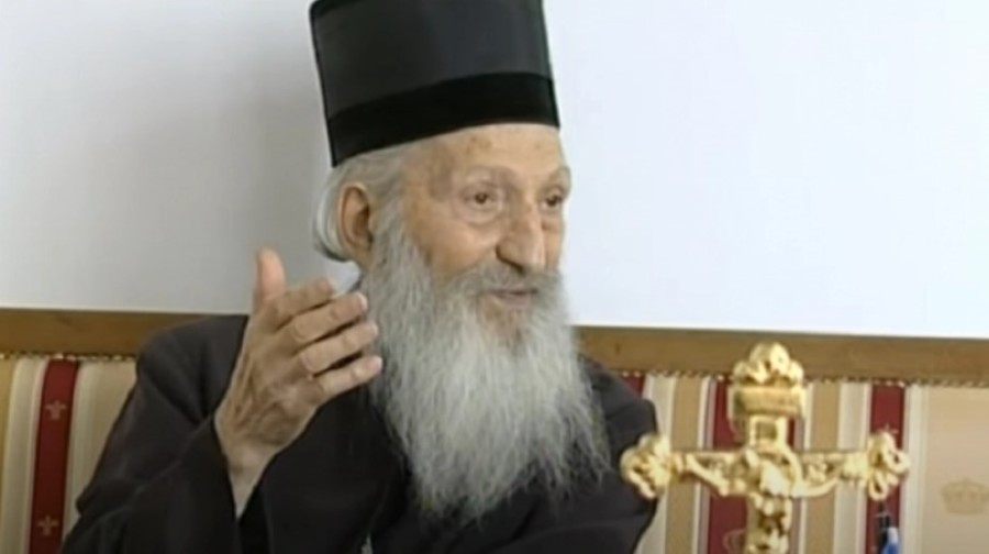 MUDRE RIJEČI PATRIJARHA PAVLA "O, Bog ga vidio, šta bi tek vozili da nisu dali zavjet skromnosti?”
