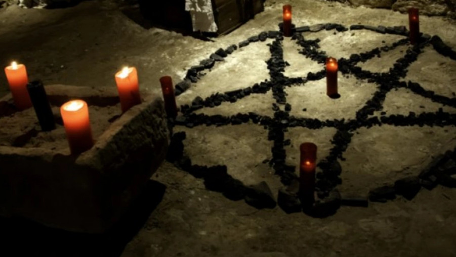 JEZIV ZLOČIN U RUSIJI Sportska šampionka htjela da ureže dječaku pentagram na leđa, pa ga ubila!